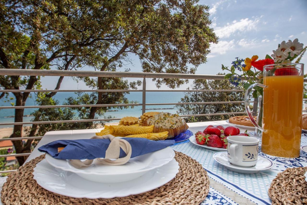 Abruzzodamare Amazing Apartments With Romantic Sea View Франкавила ал Маре Екстериор снимка