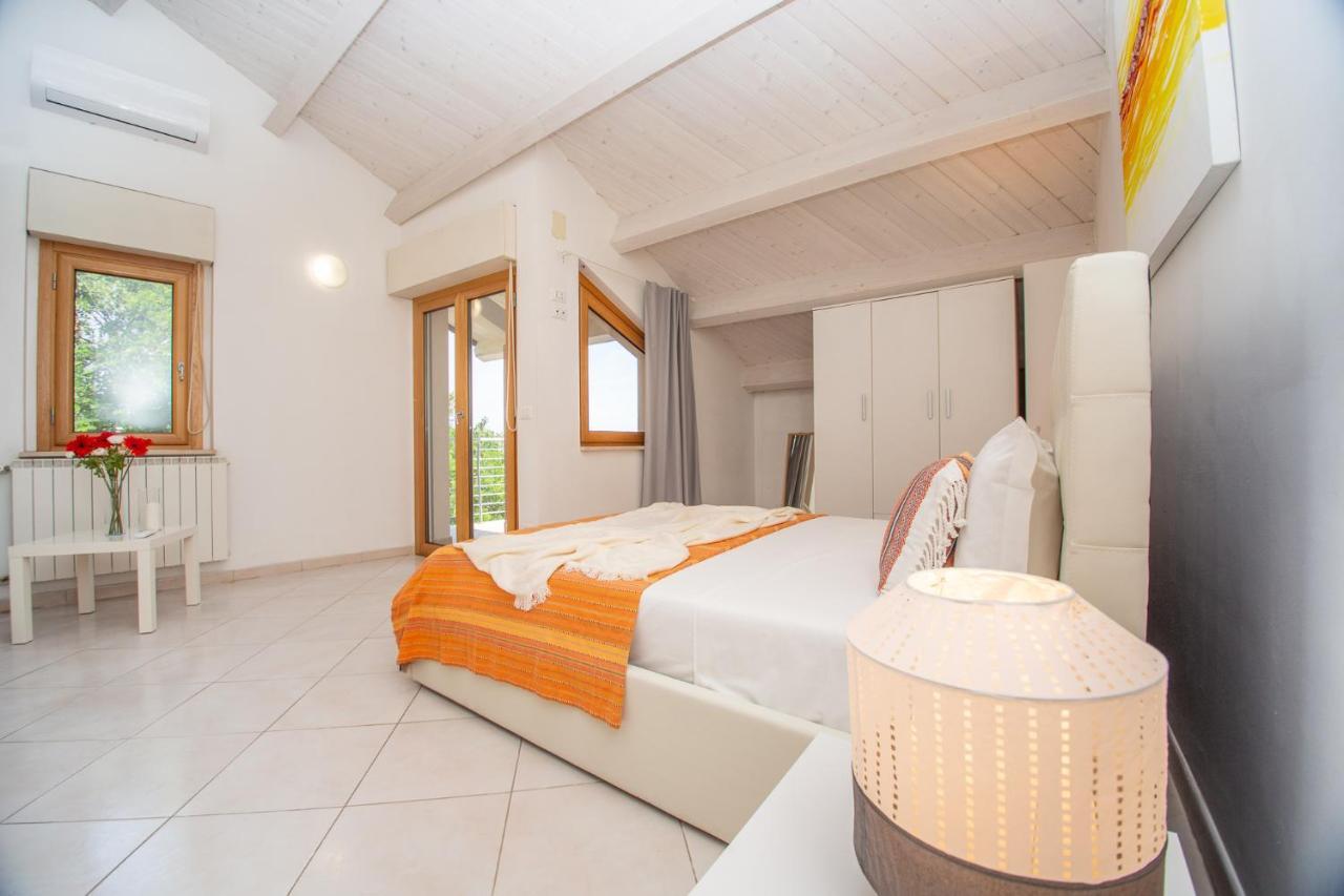 Abruzzodamare Amazing Apartments With Romantic Sea View Франкавила ал Маре Екстериор снимка